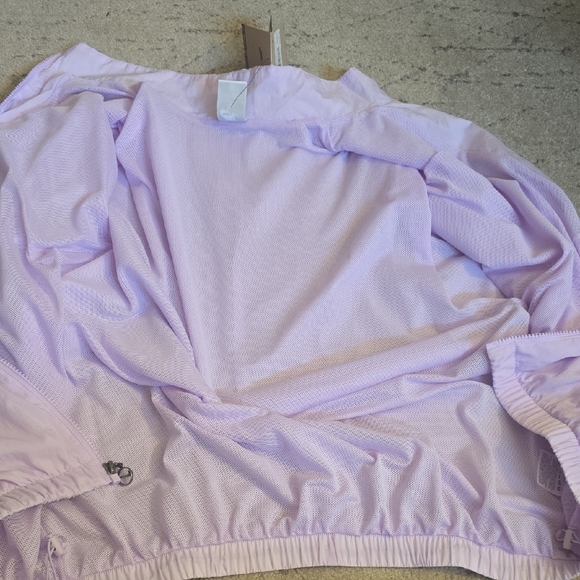 Nike Sportswear Essential Women's Oversized Woven Jacket, Size M, NWT - Picture 7 of 16